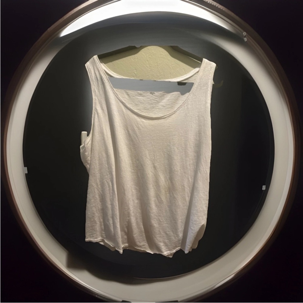 Eileen Fisher  Organic . Cotton  sleeveless round neck relaxed  shub Tee shirt